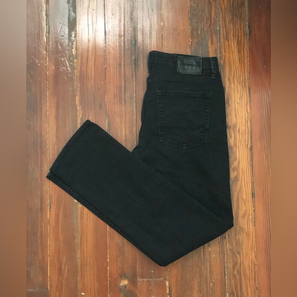 VANS - V16 Slim Black Denim Jeans